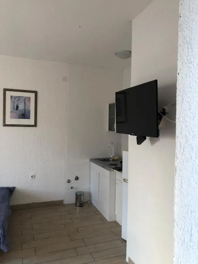 Studio Apartman Pine Apartment Pinezici (Krk)